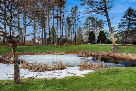 Grandeur On The Green House in Kennebunkport