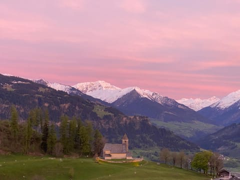 Landmark view, Landmark view