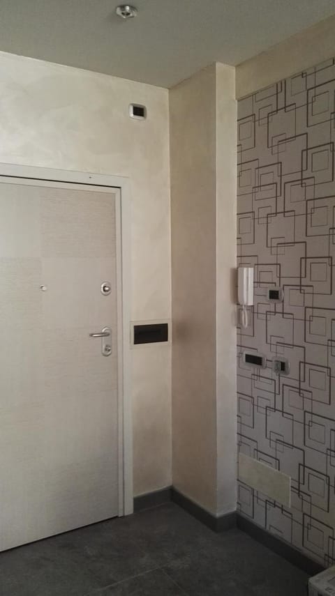 Facade/entrance, Decorative detail, Floor plan