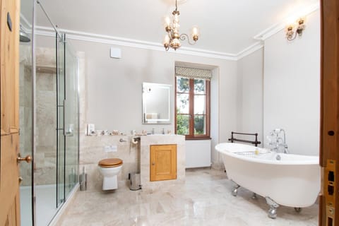 Taldraeth - Old Vicarage Guest House Bed and Breakfast in Penrhyndeudraeth