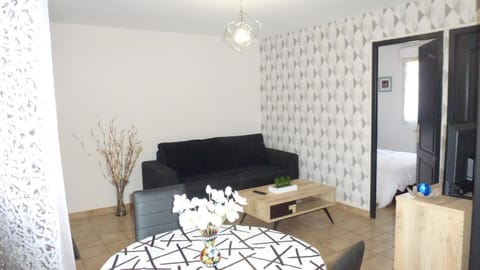 Caroline Apartment in Oyonnax