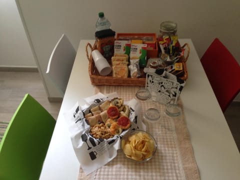 Food and drinks