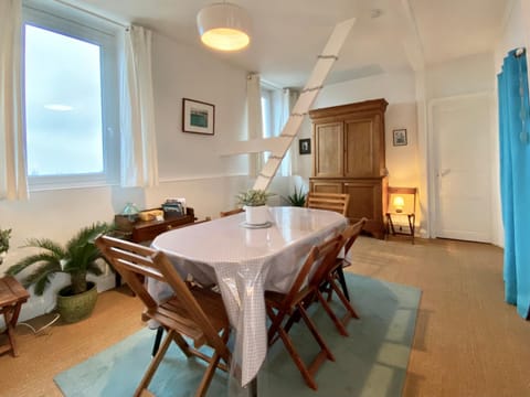 LESPARISNORMANDS - la terrasse Louvard Apartment in Normandy