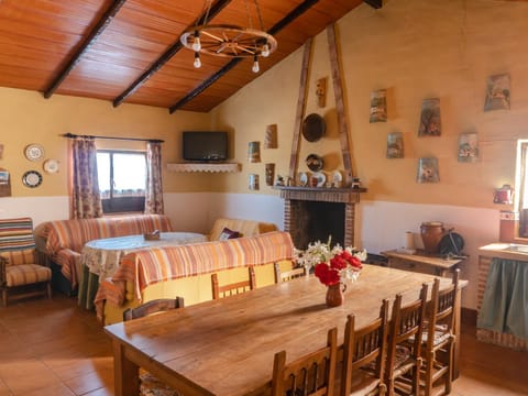 Living room, Breakfast