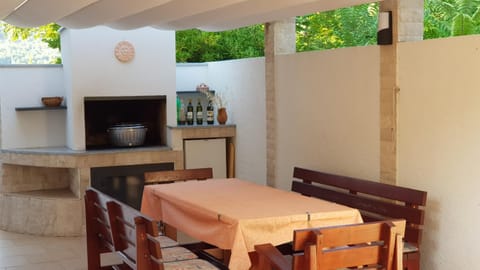 Apartment Mirjana - EV friendly Apartment in Stari Grad