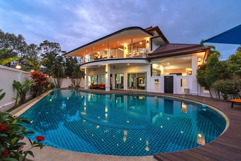 Property building, Pool view, Swimming pool