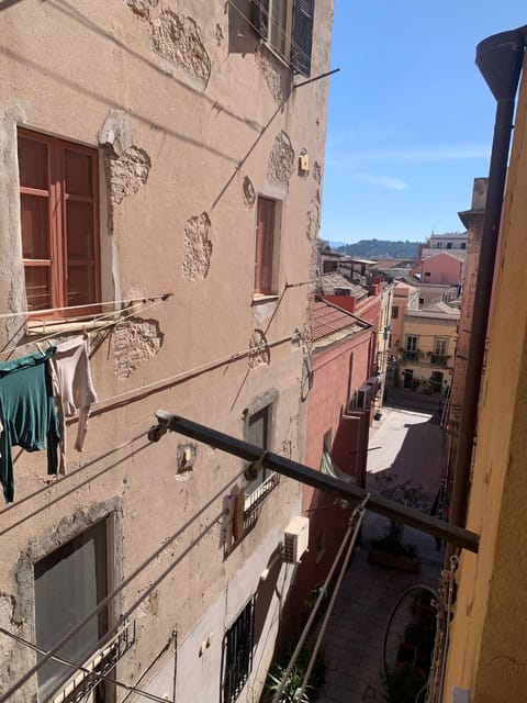 View (from property/room), Street view, Quiet street view