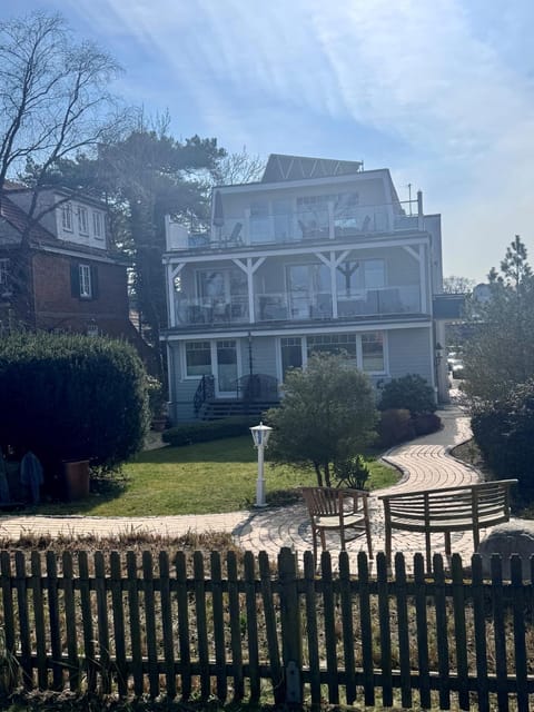 Property building, Beach