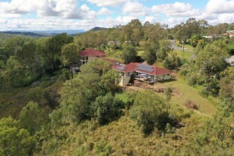 Property building, Neighbourhood, Bird's eye view