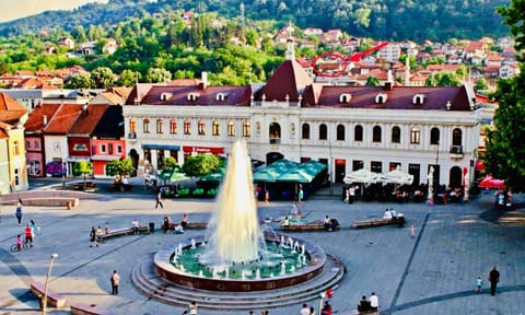 Nearby landmark, Natural landscape