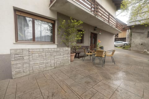 Property building, Inner courtyard view