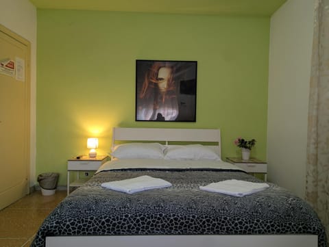 Pearl Pisa guest house Bed and Breakfast in Pisa