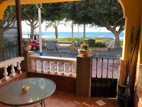 Balcony/Terrace, Sea view, Street view