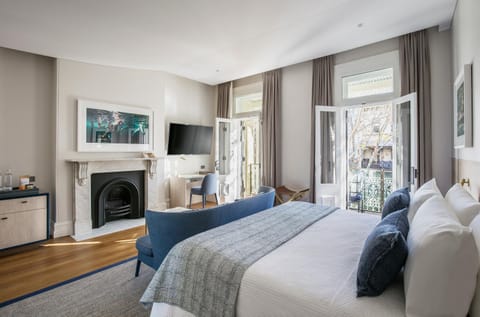 Bed, Balcony/Terrace, Bedroom