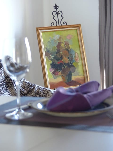 Living room, Decorative detail
