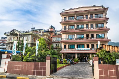 Property building, Facade/entrance, Street view