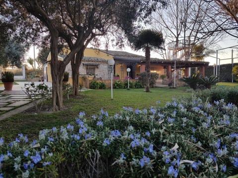 Garden, Garden