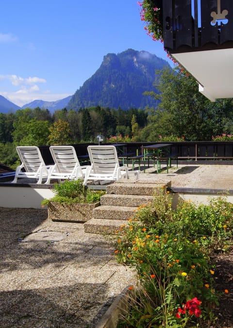 Garden, Balcony/Terrace, Mountain view