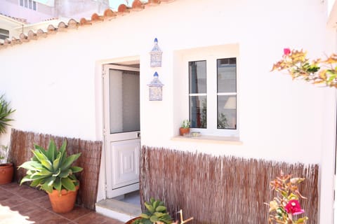 Patio, Balcony/Terrace