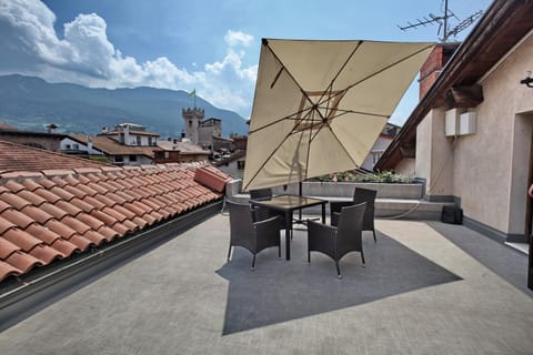 Balcony/Terrace, City view