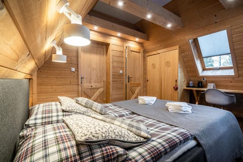 Bed, Photo of the whole room, Bedroom, towels, wardrobe