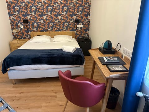 Logis Hôtel & Appartements Le Florence Hotel in Wallonia, Belgium