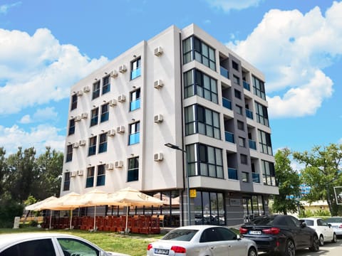 Property building, Restaurant/places to eat, Facade/entrance