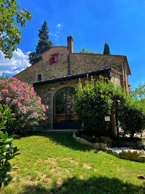 Casa nel bosco il Grottone House in Montaione