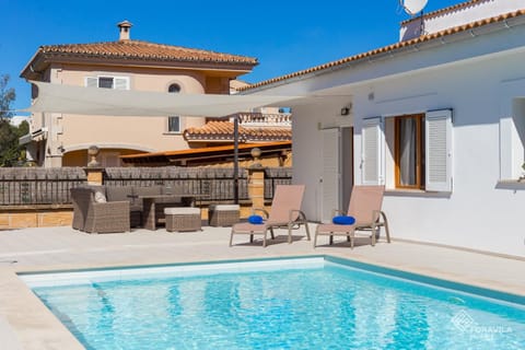 Balcony/Terrace, Swimming pool