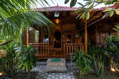 Property building, Balcony/Terrace