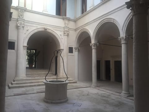 Inner courtyard view