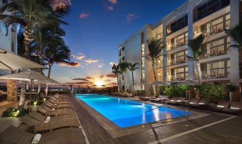 Pool view, Swimming pool