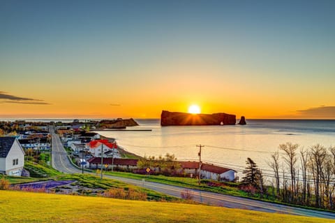 Nearby landmark, Natural landscape, Sunset