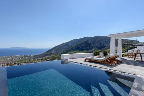 Patio, Nearby landmark, Day, Natural landscape, View (from property/room), Balcony/Terrace, Lounge or bar, Mountain view, Sea view, Swimming pool, Swimming pool, sunbed