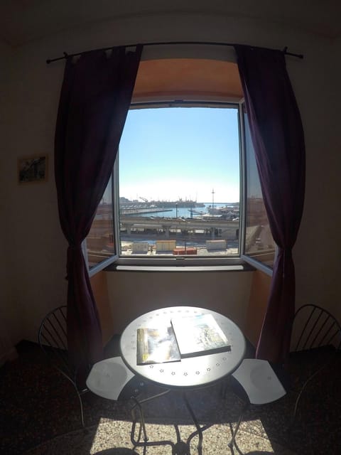 B&B Al Fronte del Porto Bed and Breakfast in Genoa