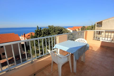 Balcony/Terrace, children, Family