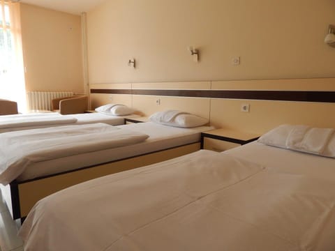 Balcony/Terrace, Bedroom, River view