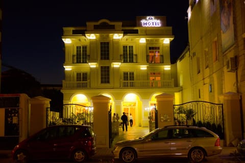 Property building, Facade/entrance