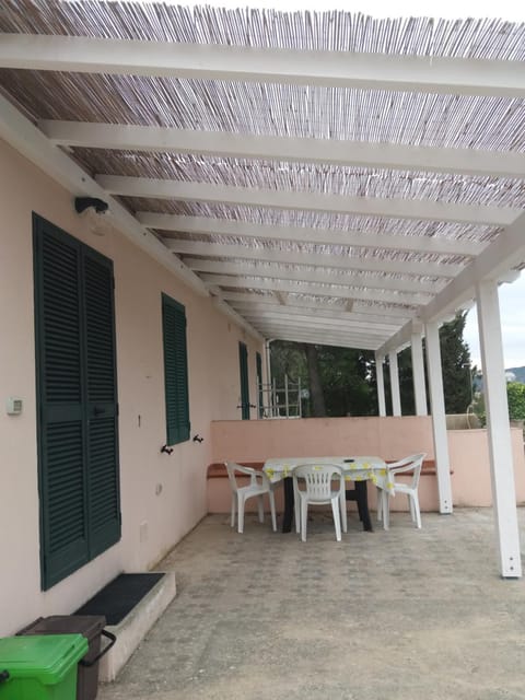 Lentisco Apartment in Capoliveri