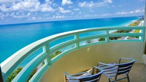 Patio, Beach, Sea view, children, Family