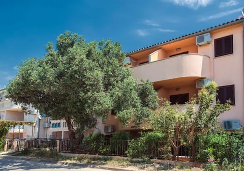 Apartments Ulika Apartment in Premantura