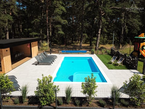 Willa Zacisze - Ostrowo - Komfortowe Apartamenty i Pokoje w cichej okolicy - Oaza spokoju Apartment in Pomeranian Voivodeship