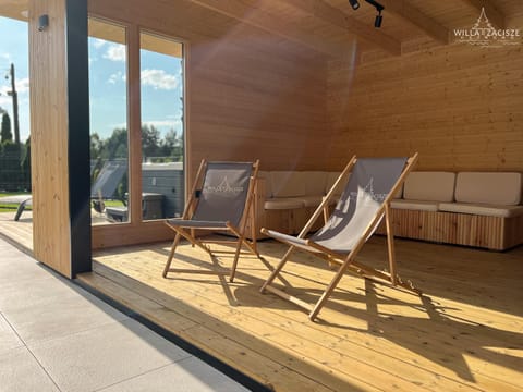 Willa Zacisze - Ostrowo - Komfortowe Apartamenty i Pokoje w cichej okolicy - Oaza spokoju Apartment in Pomeranian Voivodeship