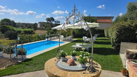 Garden, Swimming pool