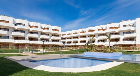 Garden, Swimming pool