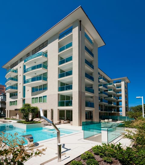 Property building, Pool view, Swimming pool