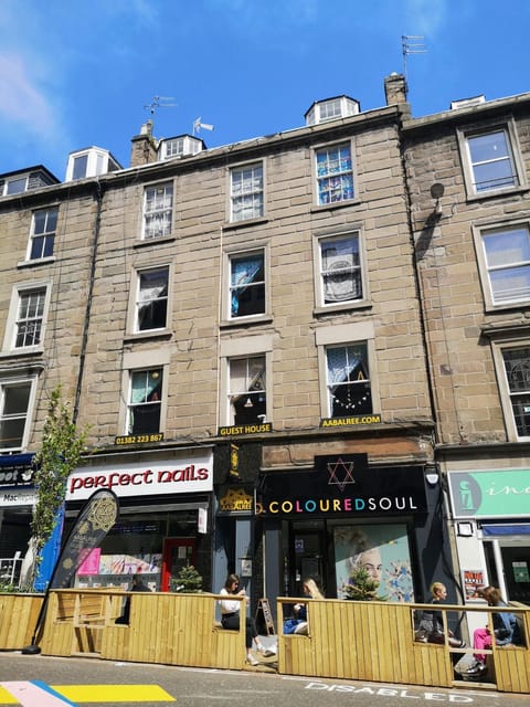 aabAlree Guest House Bed and Breakfast in Dundee