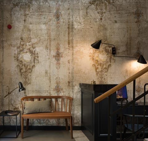 Lobby or reception, Decorative detail, On site