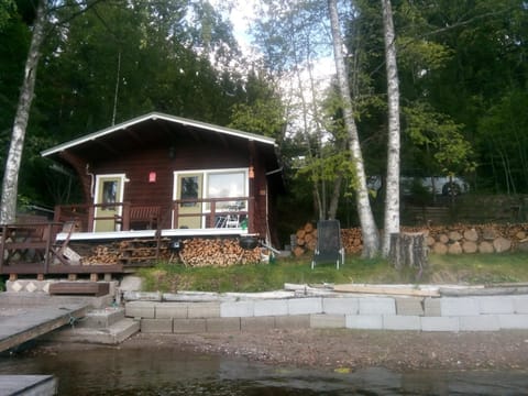 Lohja Chalet at Lake Enäjärvi House in Uusimaa