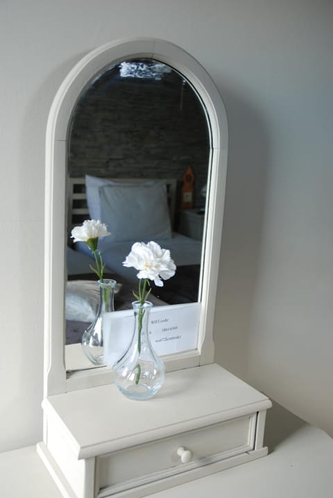 B&B Le Courtil Bed and Breakfast in Wallonia, Belgium